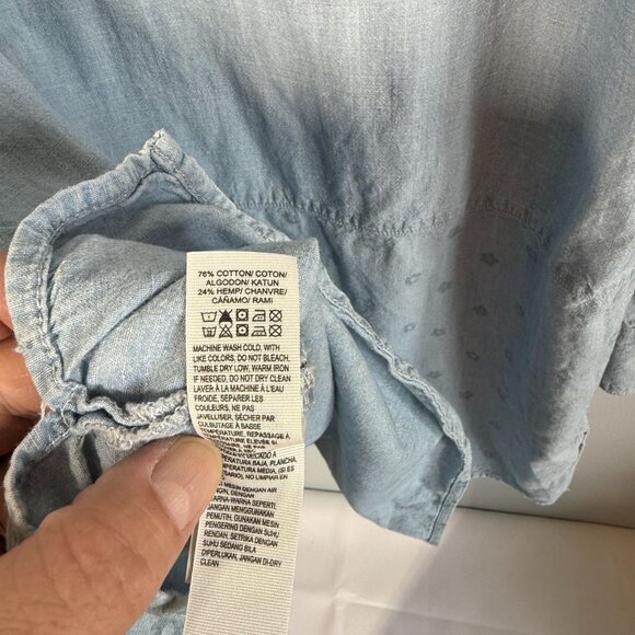 Lucky Brand Ditsy Boyfriend Shirt Womens XL Hemp Blend Denim Button Up Relaxed - Picture 9 of 11
